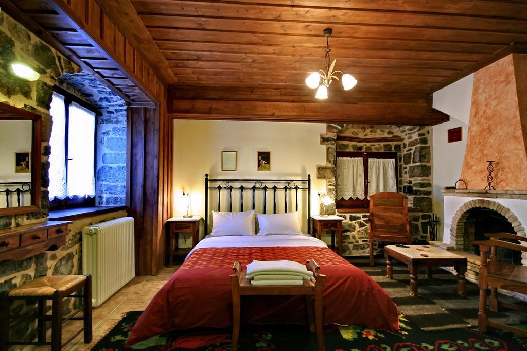 Archontiko Nikolopoulou Otel Vytina Oda fotoğraf
