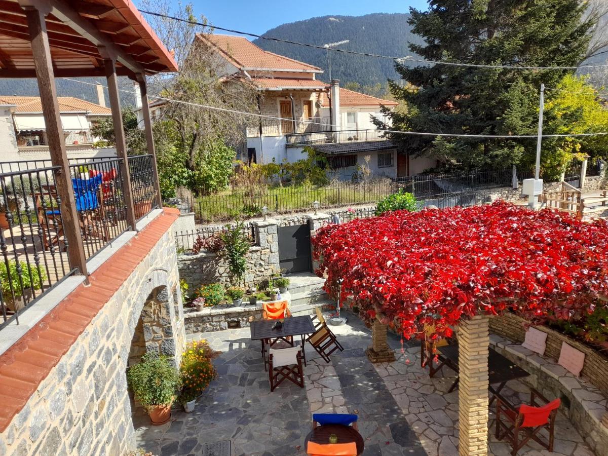 Archontiko Nikolopoulou Otel Vytina Dış mekan fotoğraf