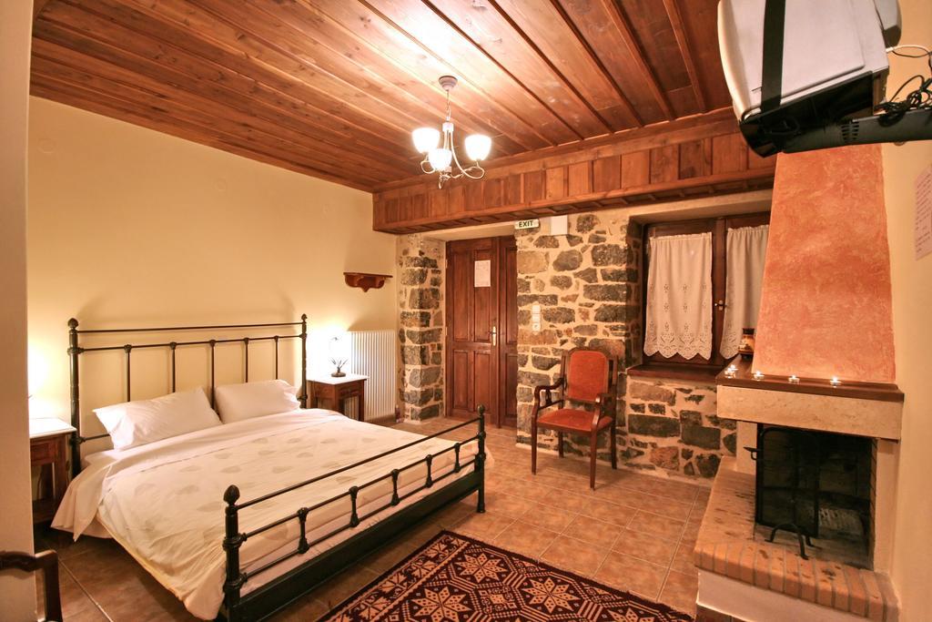 Archontiko Nikolopoulou Otel Vytina Oda fotoğraf